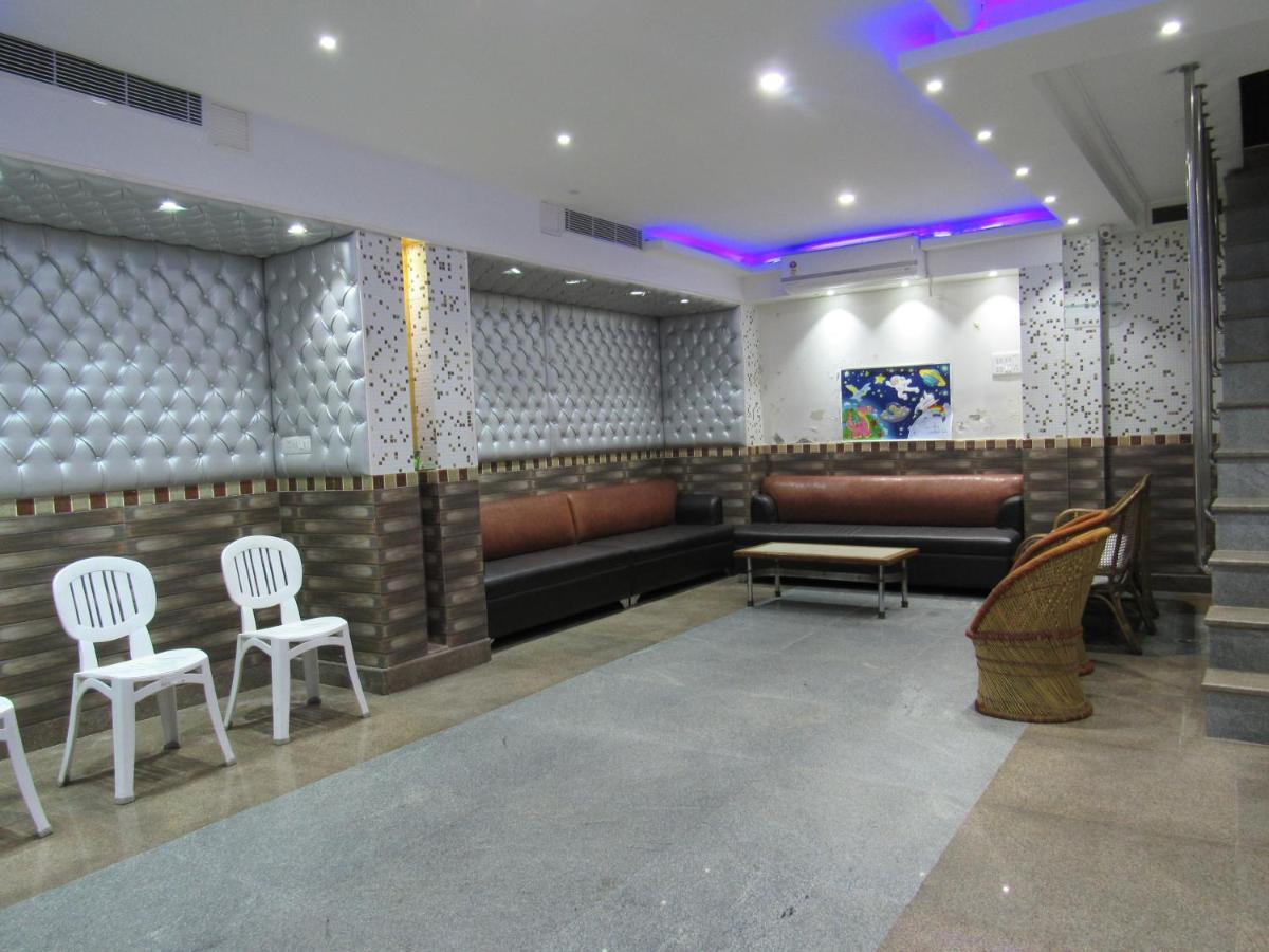Hotel Traditional Inn New Delhi Ngoại thất bức ảnh
