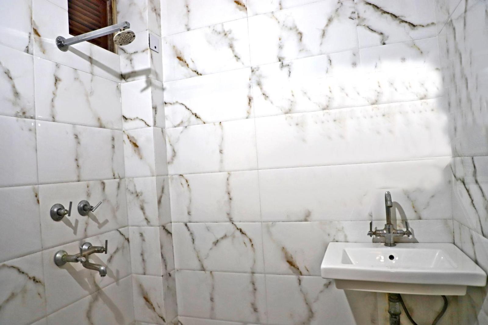 Hotel Traditional Inn New Delhi Ngoại thất bức ảnh