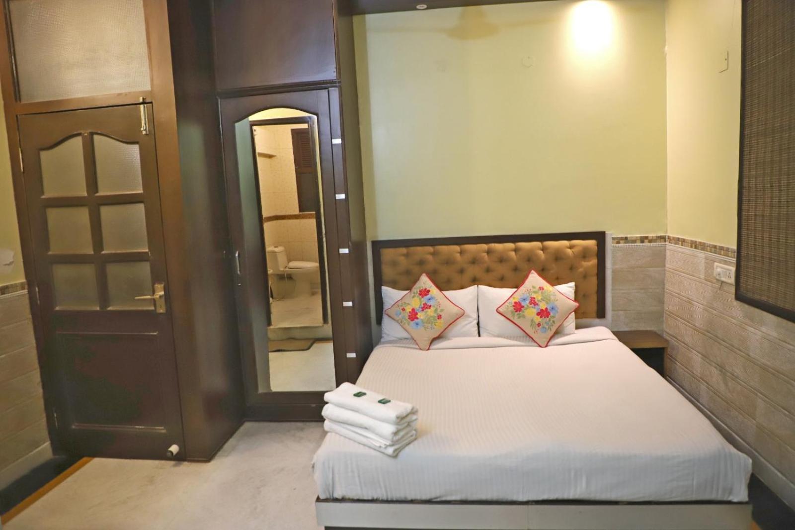 Hotel Traditional Inn New Delhi Ngoại thất bức ảnh