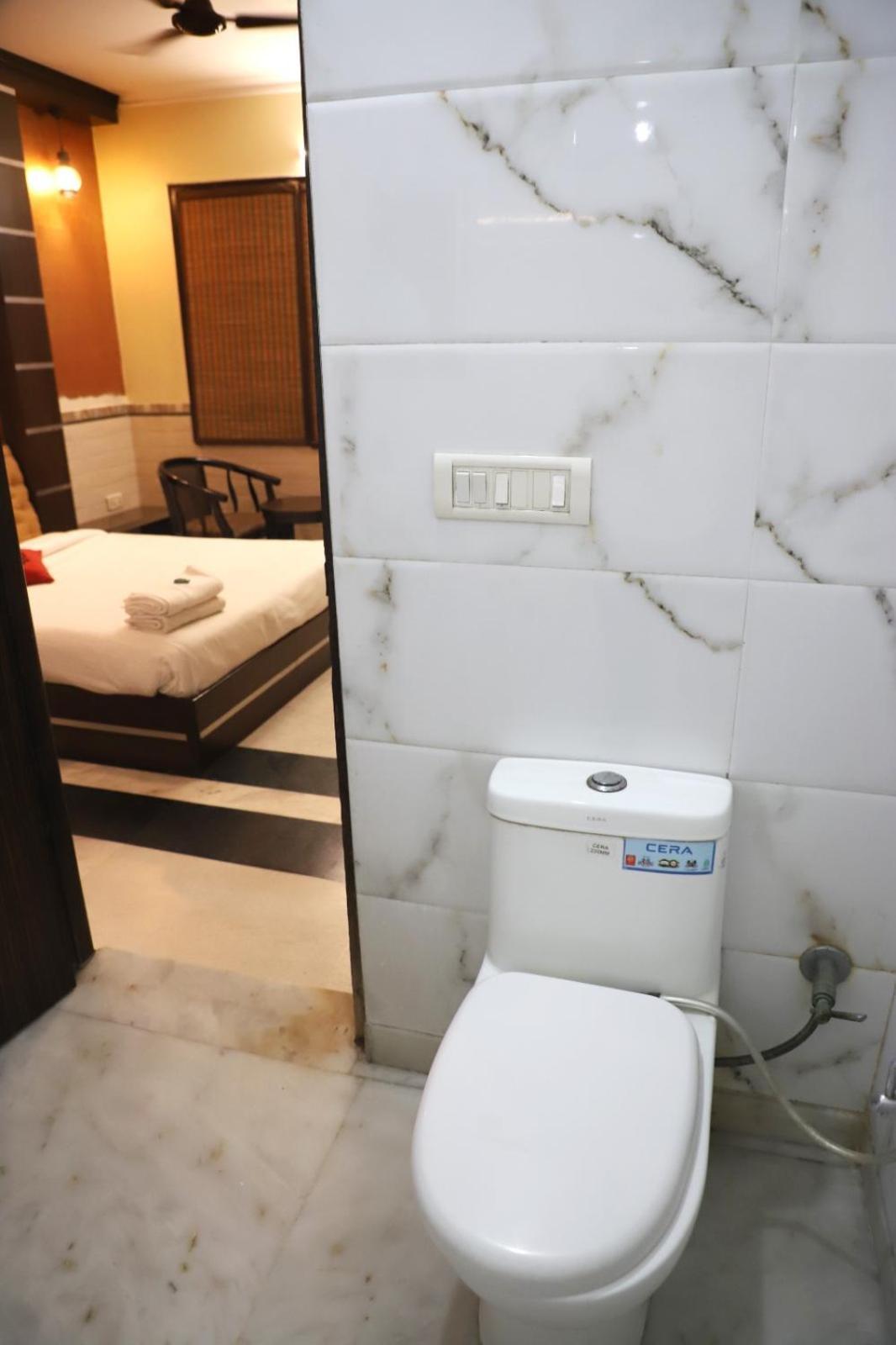 Hotel Traditional Inn New Delhi Ngoại thất bức ảnh