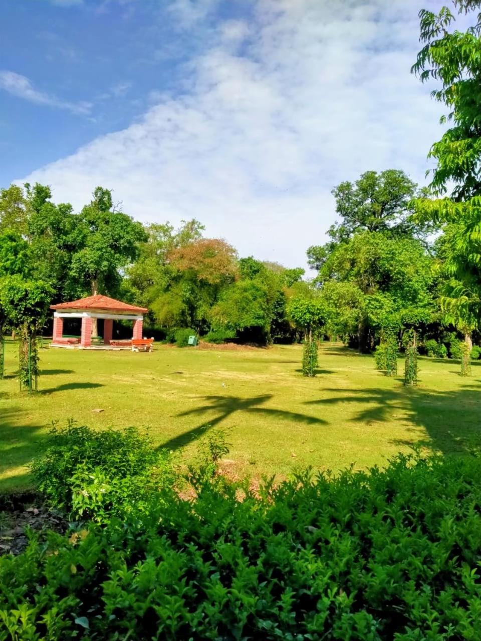 Hotel Traditional Inn New Delhi Ngoại thất bức ảnh
